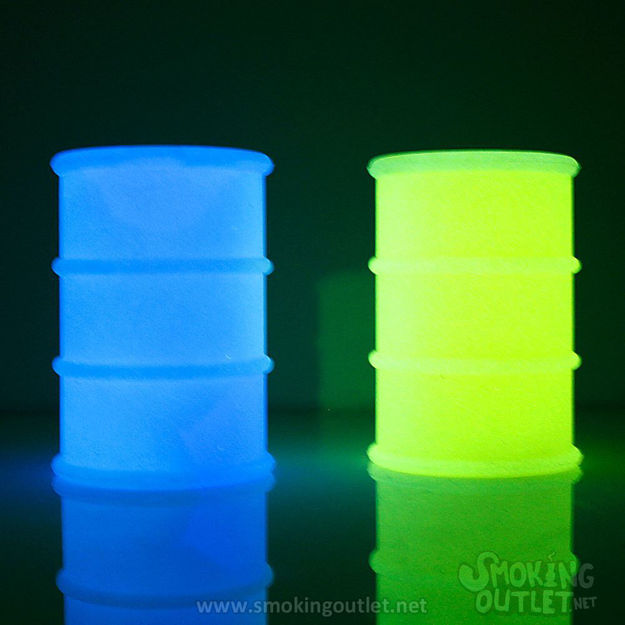 Silicone Concentrate Glow in the Dark Barrel Container